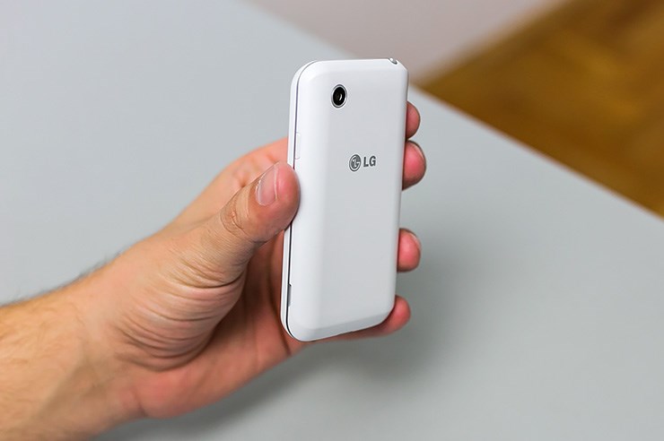 LG L40 (40).jpg